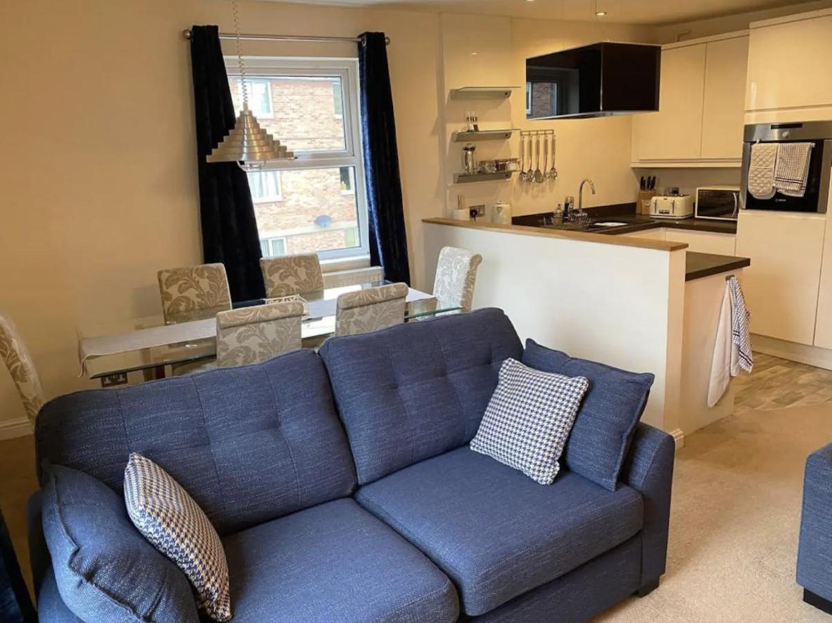 Park Crescent Apartment Йорк Екстериор снимка